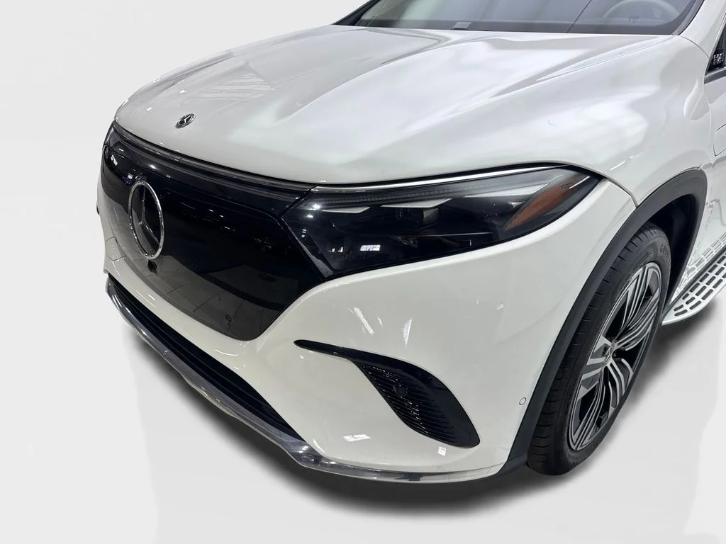 Used 2023 White Mercedes-Benz 450 image 16