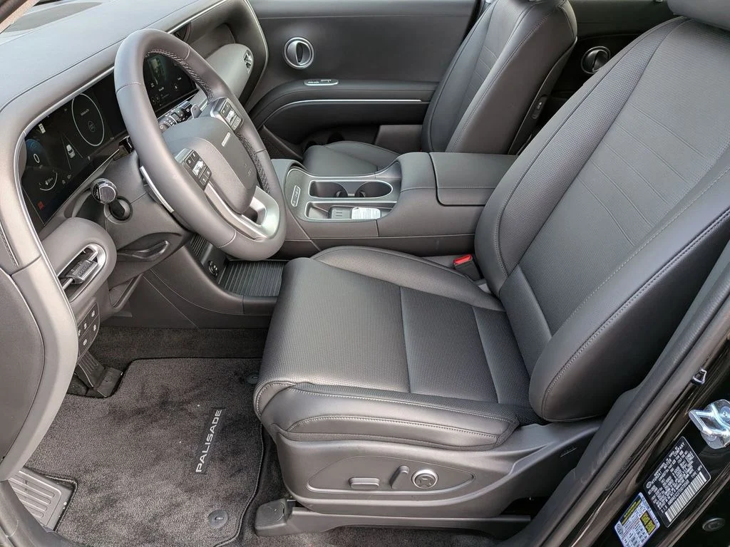New 2026 Black Hyundai Limited image 11