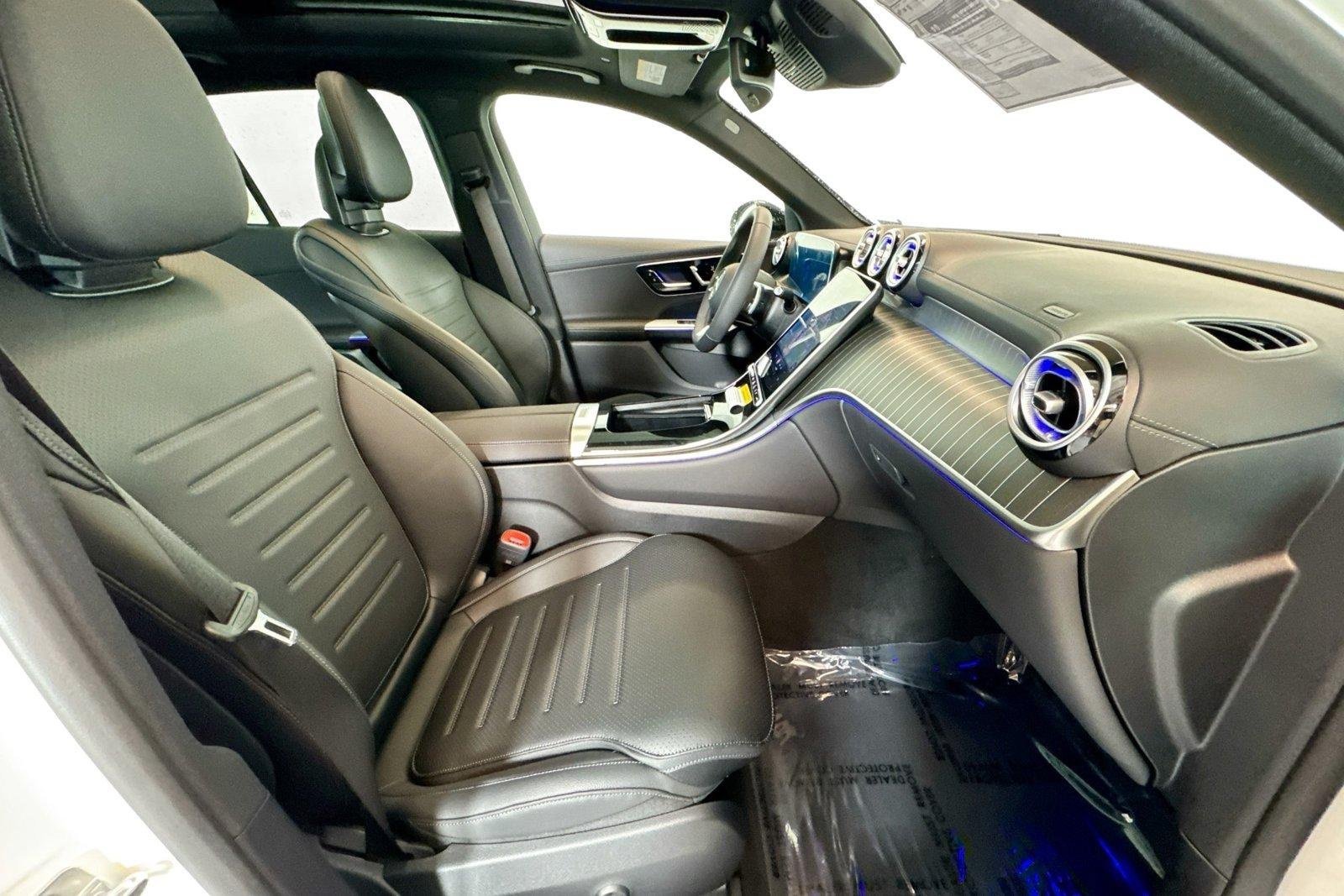 New 2026 Polar White Mercedes-Benz GLC 300 image 26