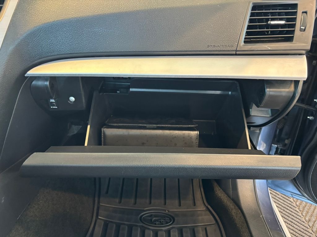 Used 2014 Blue Subaru 2.5i image 31