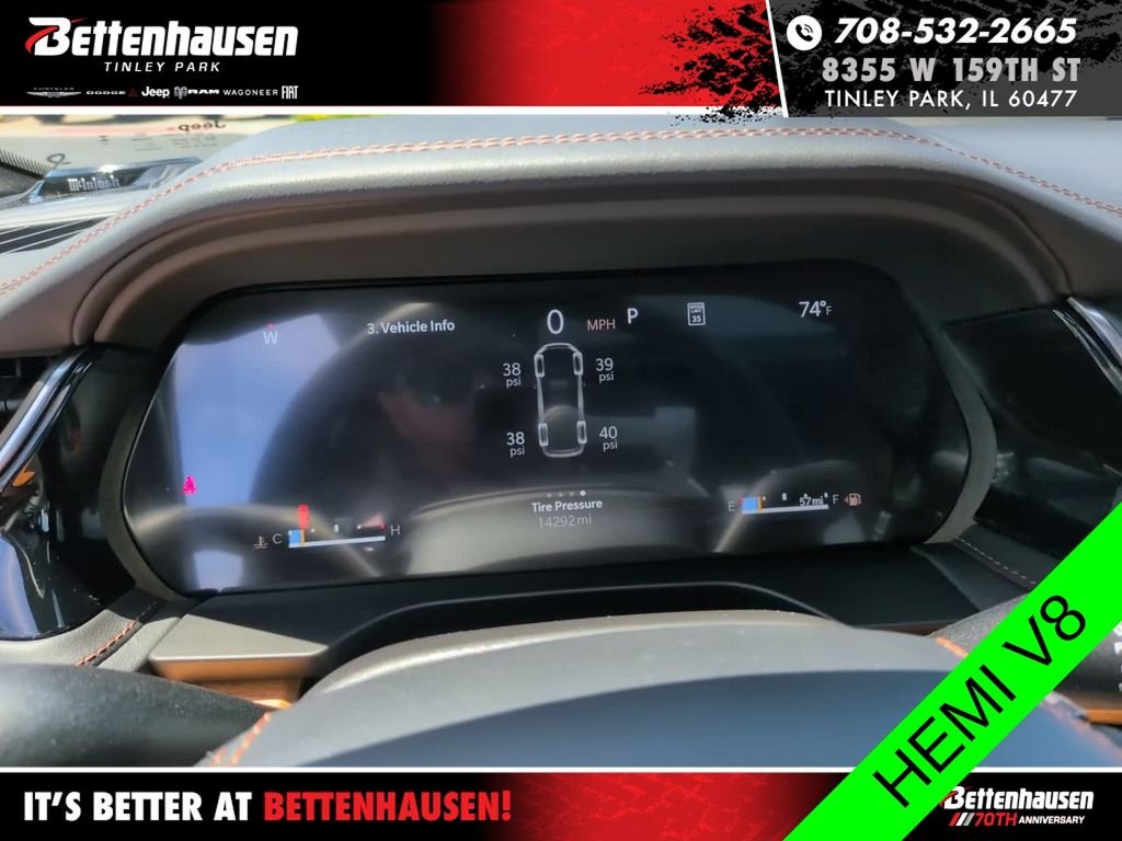 Used 2024 Diamond Black Jeep Summit image 20