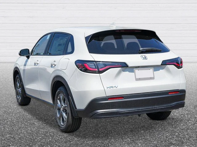 New 2027 Platinum White Pearl Honda LX image 3