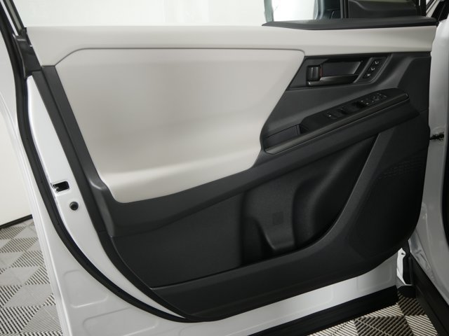 New 2027 Wind Chill Pearl with Midnight Black Metallic roof Toyota Limited image 8