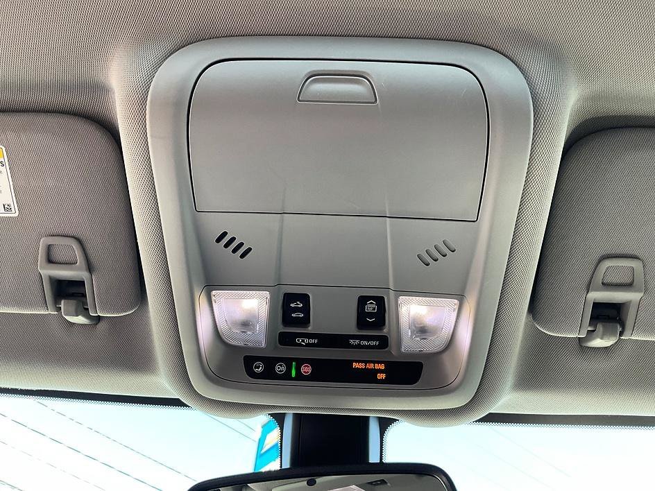 Used 2019 Gray GMC SLE image 24
