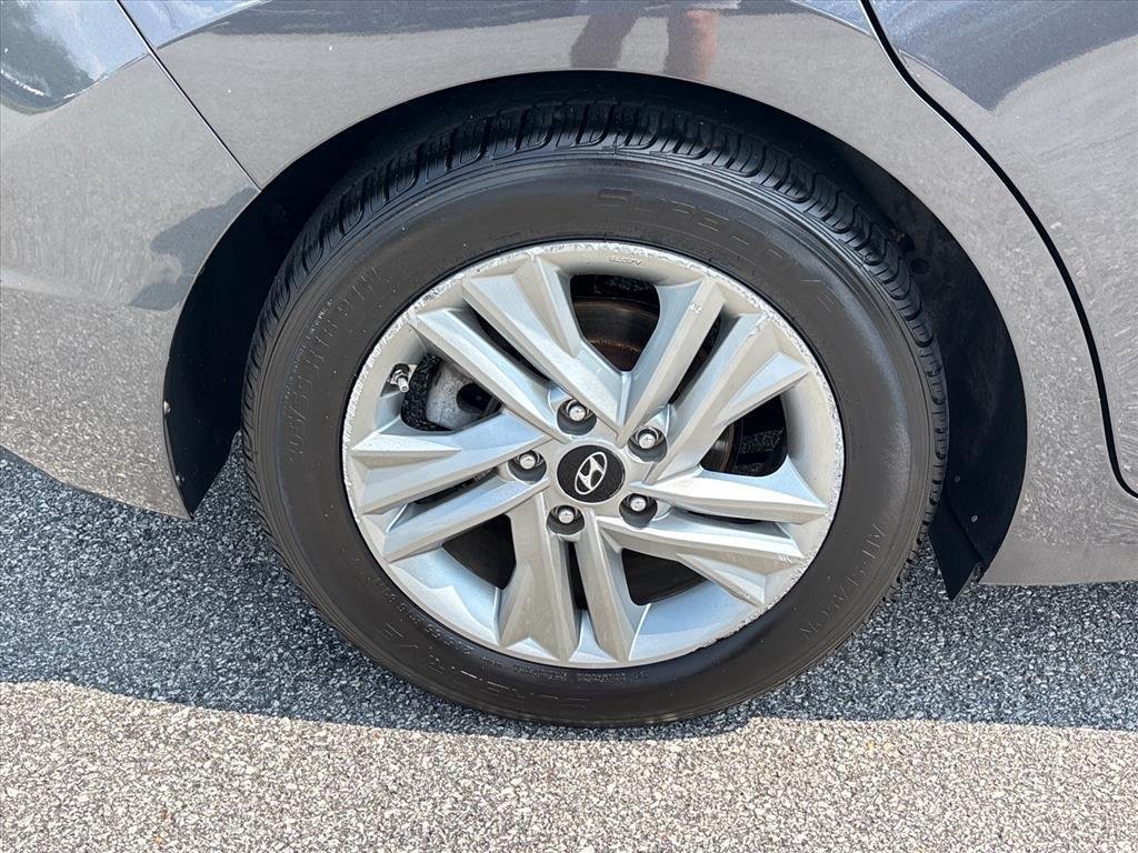 2020 Hyundai Elantra SEL - Photo 26