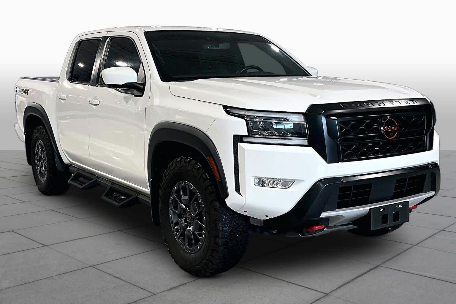 Used 2024 Glacier White Nissan PRO-4X image 3