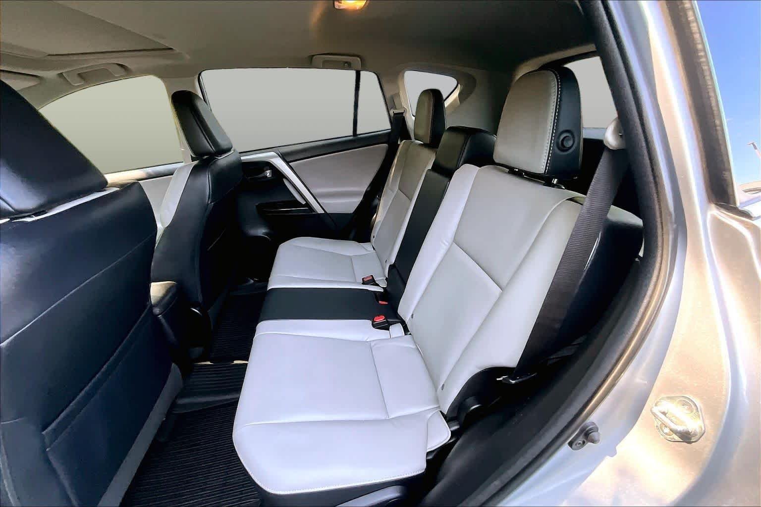 Used 2016 Silver Sky Metallic Toyota Limited image 38