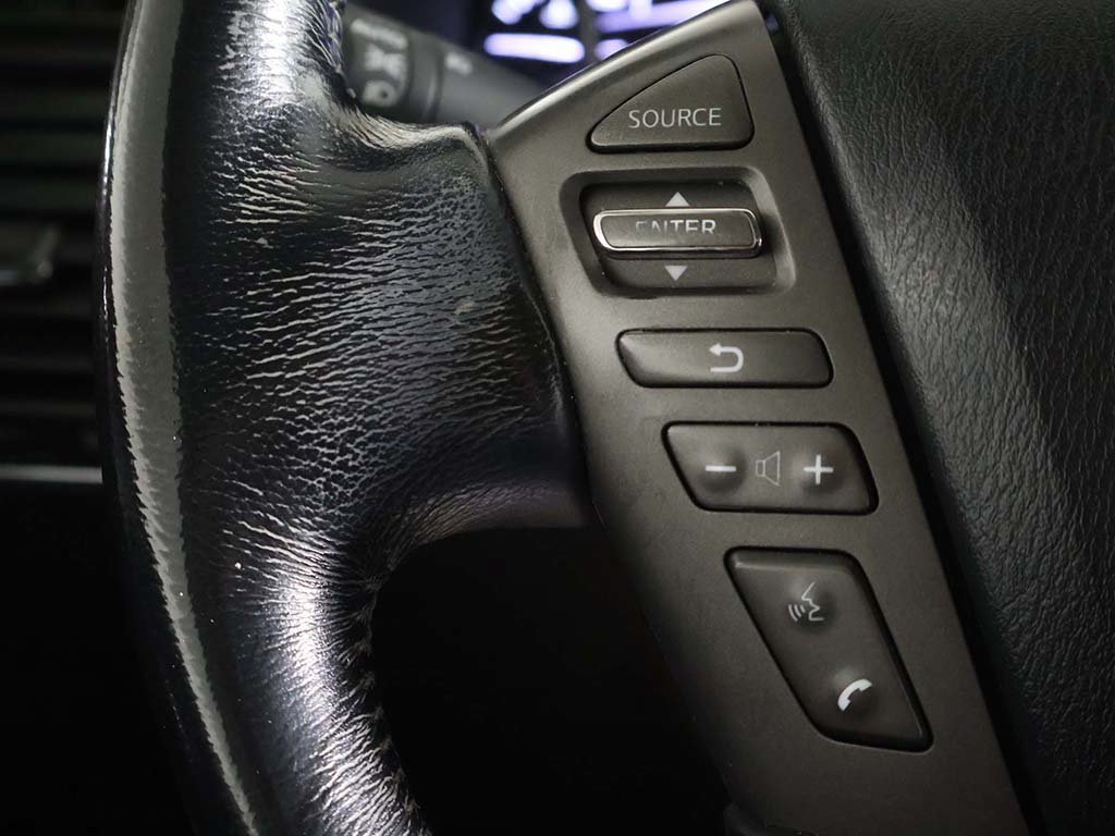 Used 2019 White Nissan SL image 44