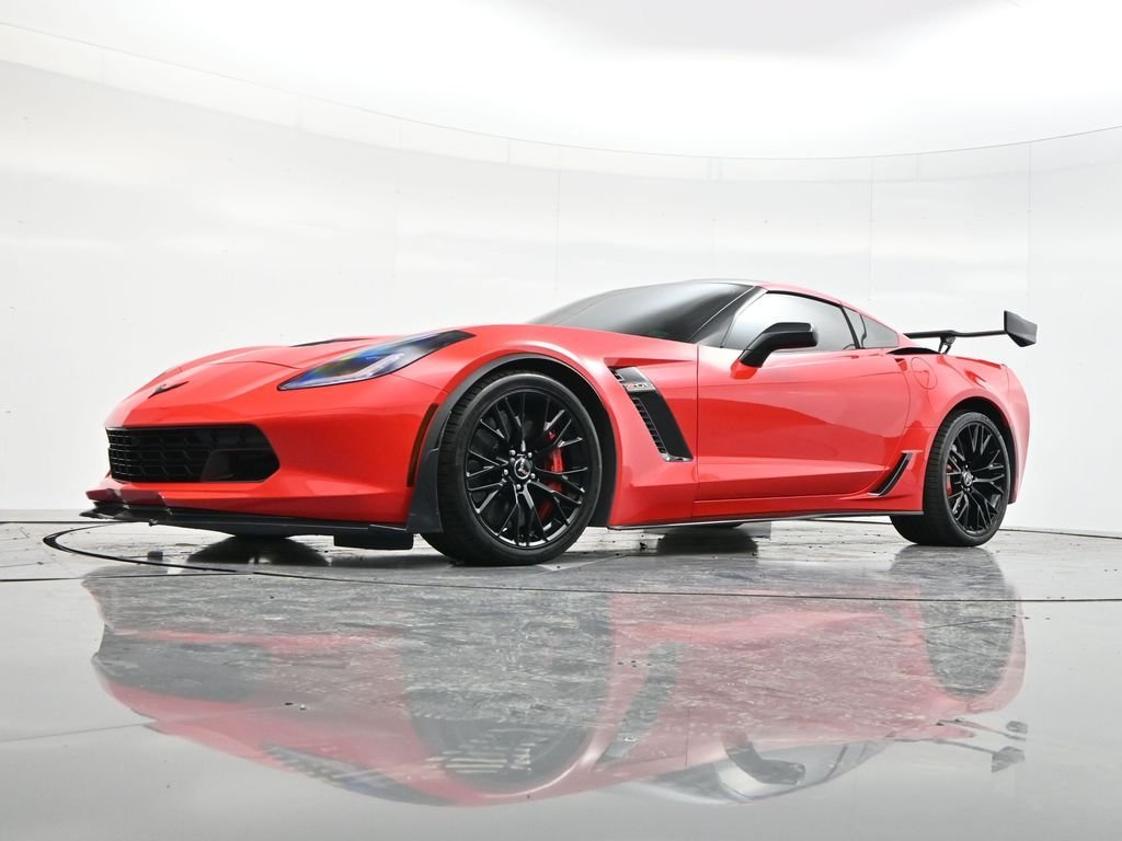 Used 2015 Torch Red Chevrolet Z06 image 39