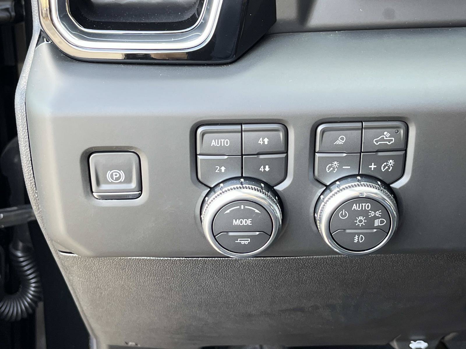 2026 GMC Sierra 2500HD Denali - Photo 25