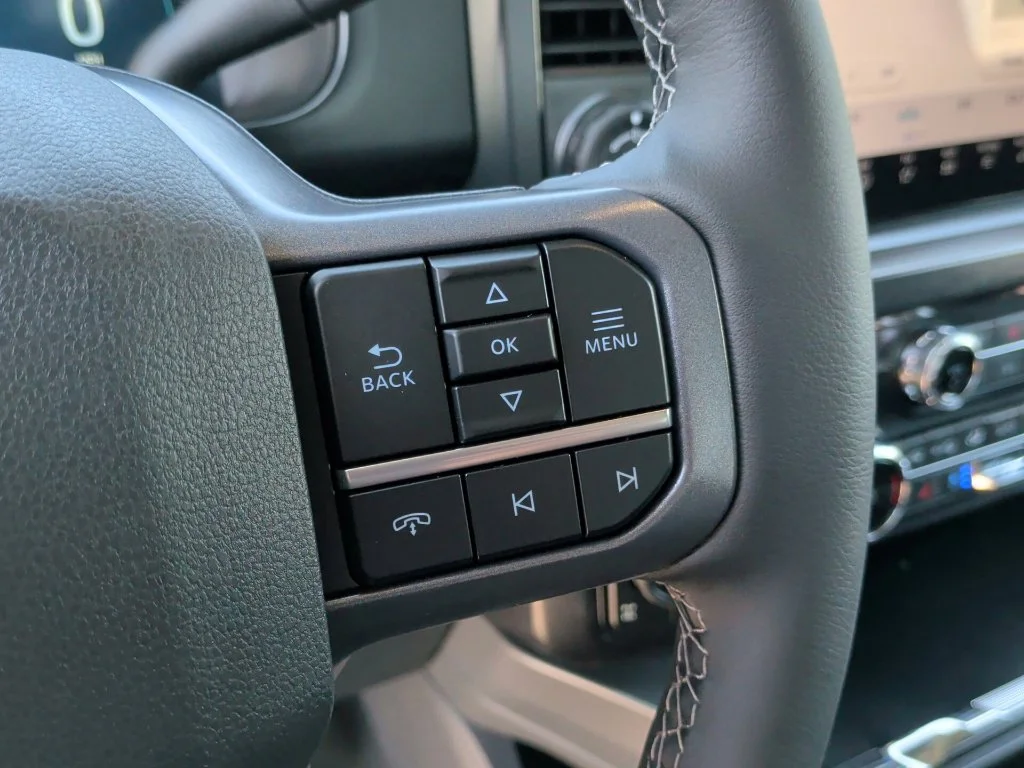 New 2027 Carbonized Gray Metallic Ford F-250® Lariat® image 18