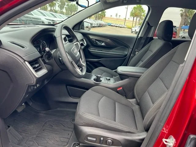 Used 2024 Volcanic Red Tintcoat GMC SLE image 11