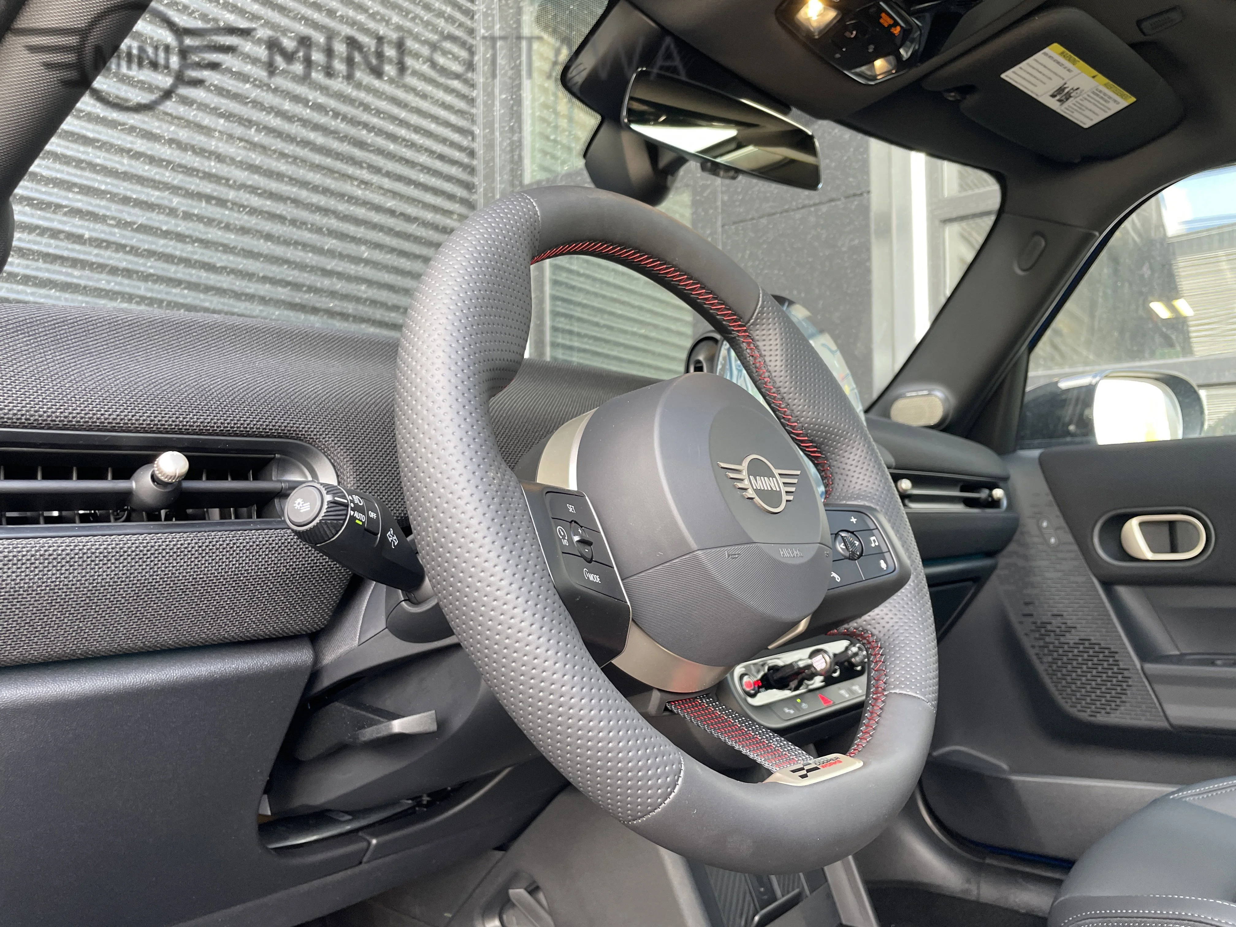 New 2026 Melting Silver III Metallic MINI Cooper S image 11