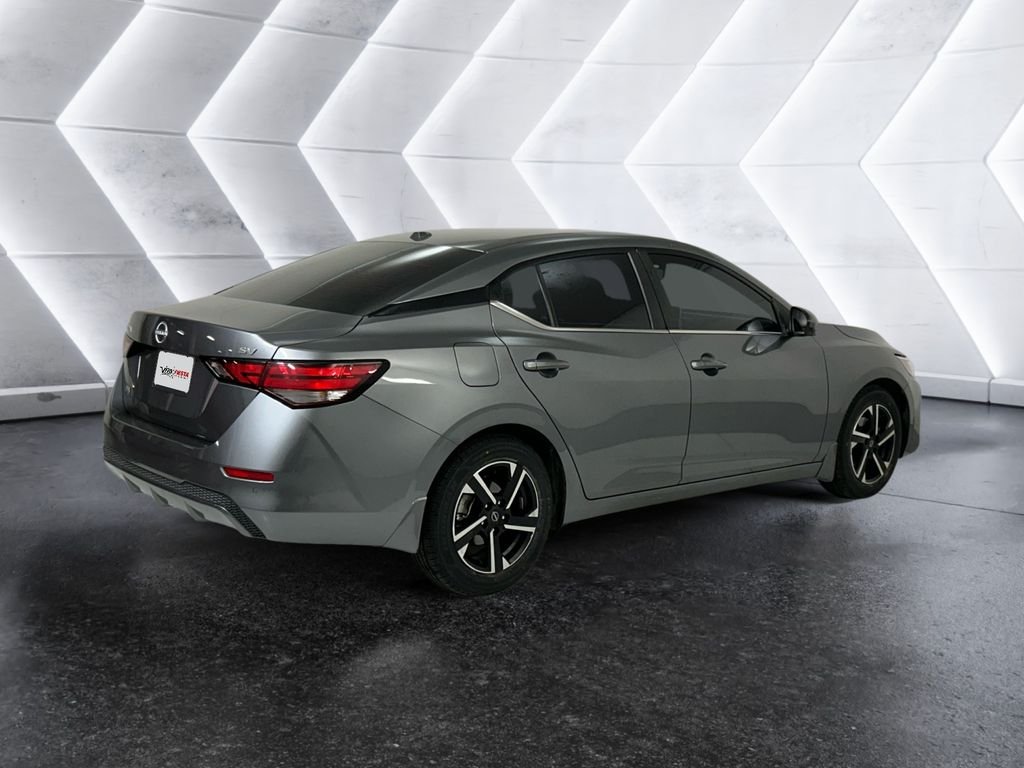 Used 2024 Gray Nissan SV image 4