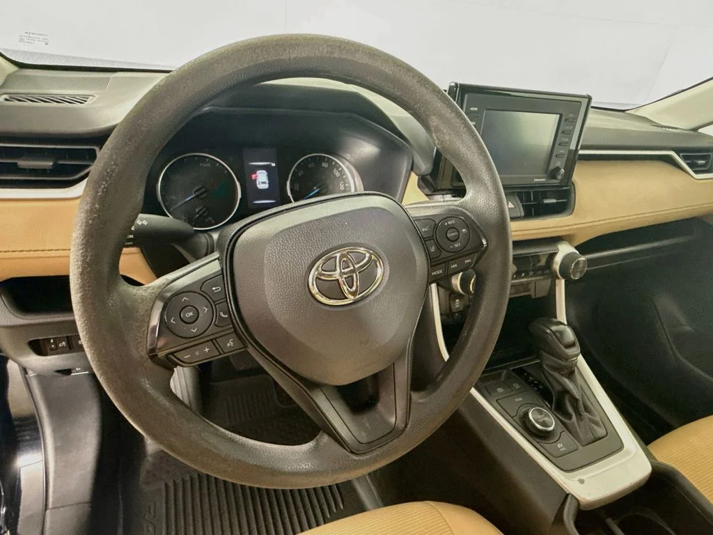 Used 2022 Midnight Black Metallic Toyota Hybrid LE image 11
