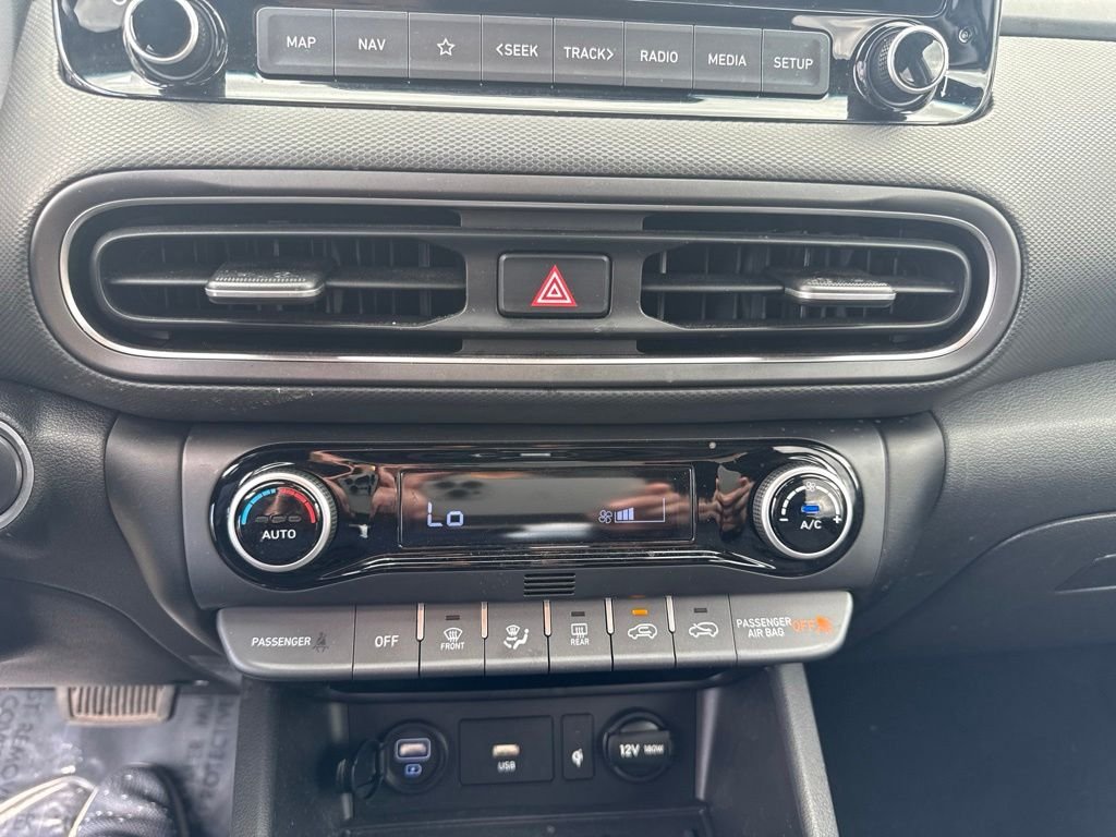 2023 Hyundai Kona Limited - Photo 22