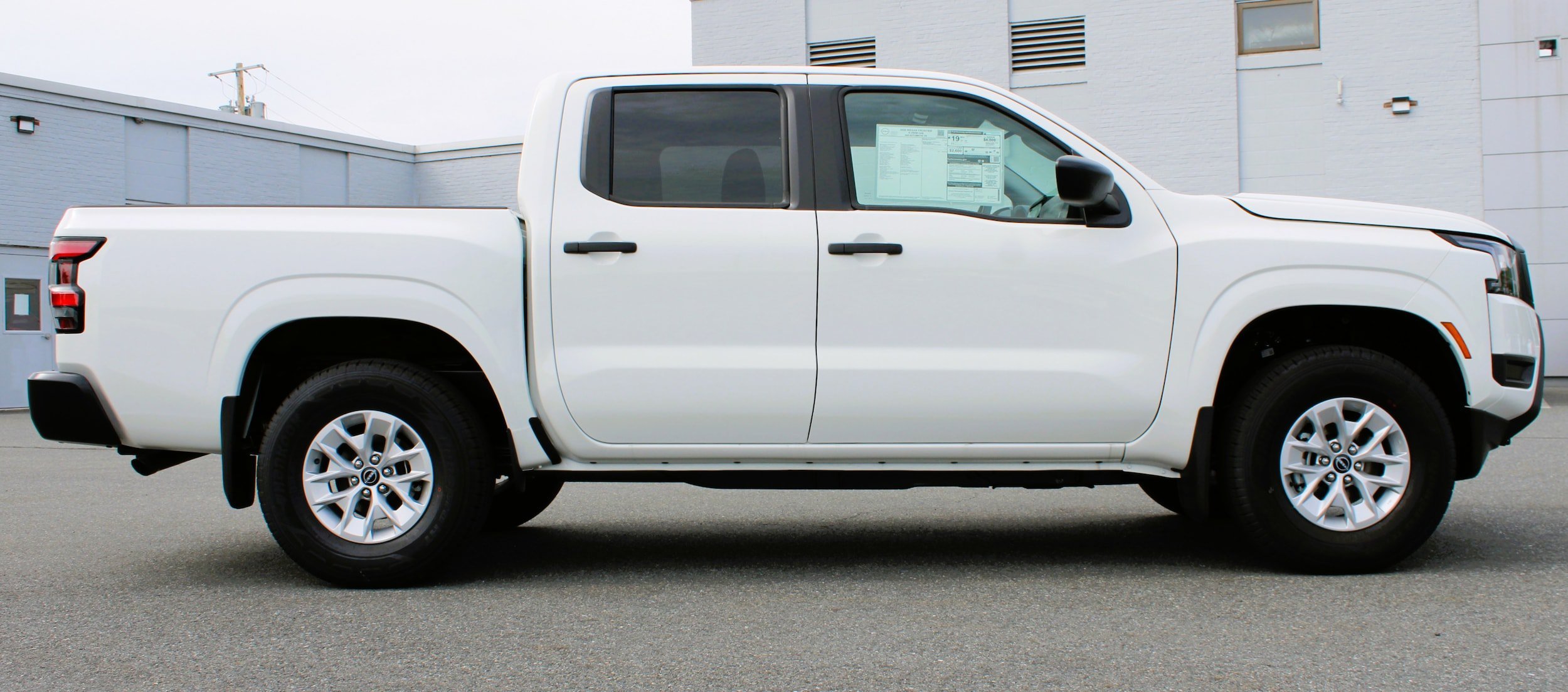 New 2026 Glacier White Nissan Crew Cab S image 6