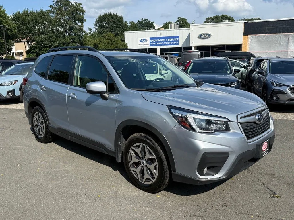 Used 2021 Ice Silver Metallic Subaru Premium image 4