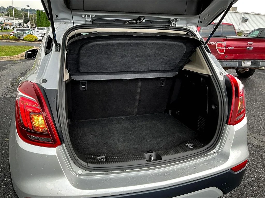 Used 2019 Quicksilver Metallic Buick Preferred image 7