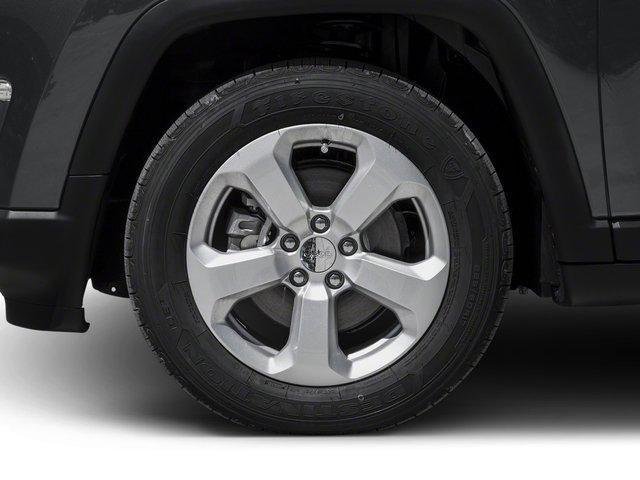 Used 2018 Billet Silver Metallic Clearcoat Jeep Latitude image 11