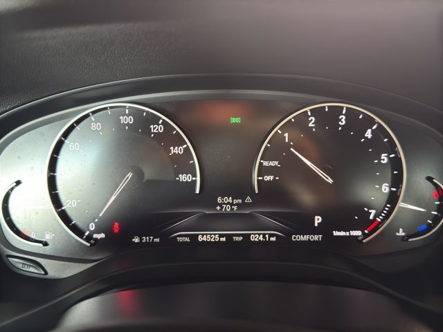 Used 2019 Alpine White BMW xDrive30i image 11