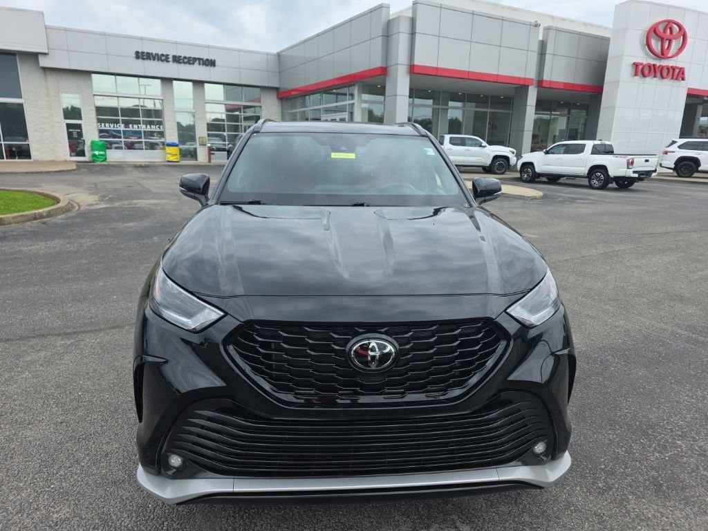 Used 2023 Black Toyota XSE image 3