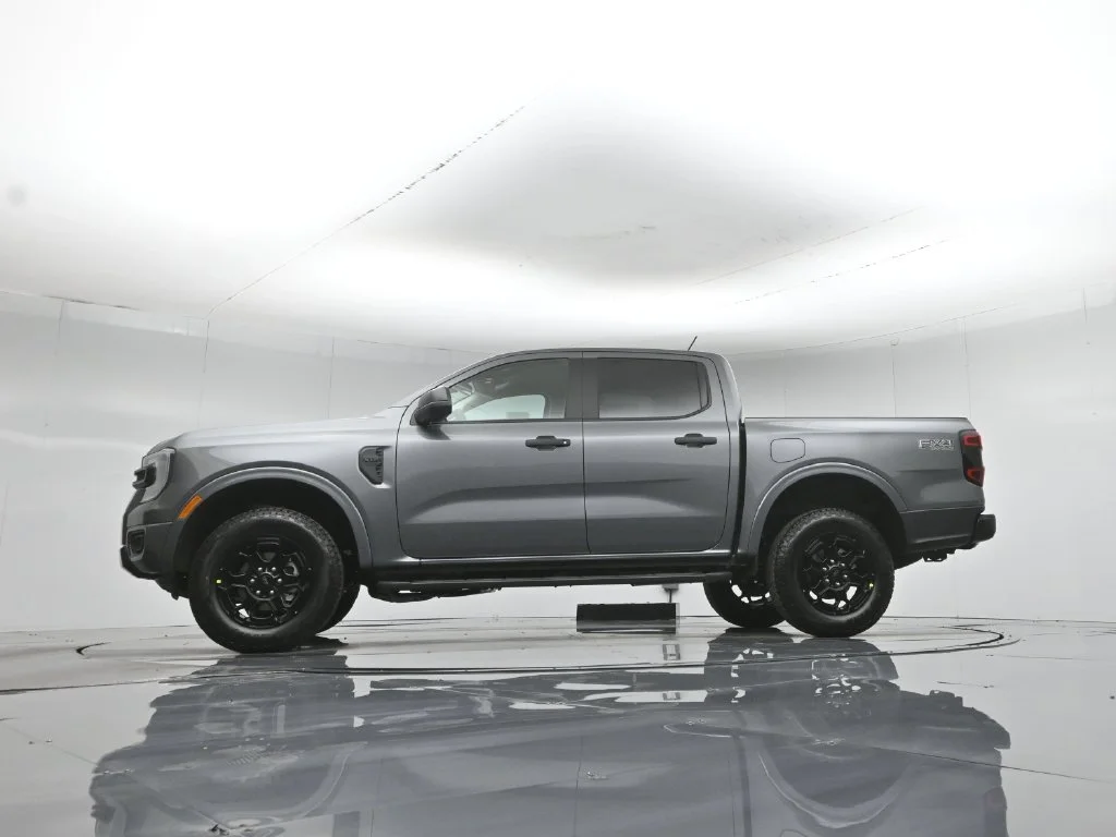 New 2026 Carbonized Gray Metallic Ford XLT image 50