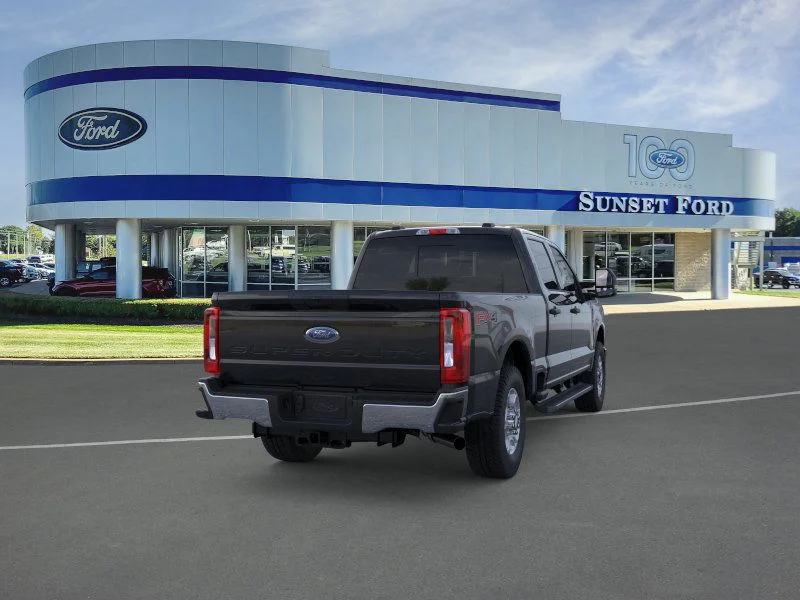 New 2026 Agate Black Metallic Ford XLT image 8