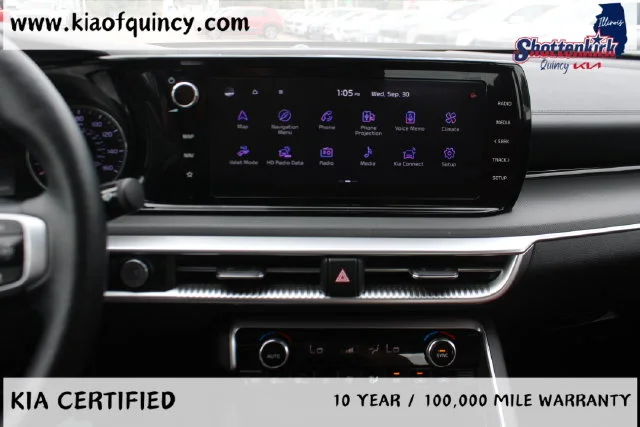 Used 2024 White Kia GT-Line image 27