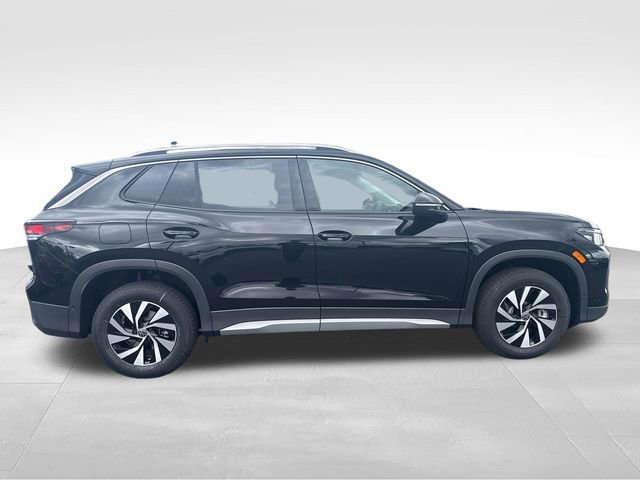 New 2026 Deep Black Pearl Volkswagen S image 8