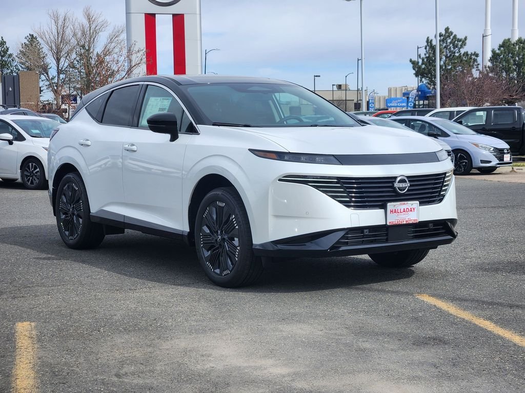 New 2026 Everest White Pearl Tricoat/Super Black Nissan Platinum image 2