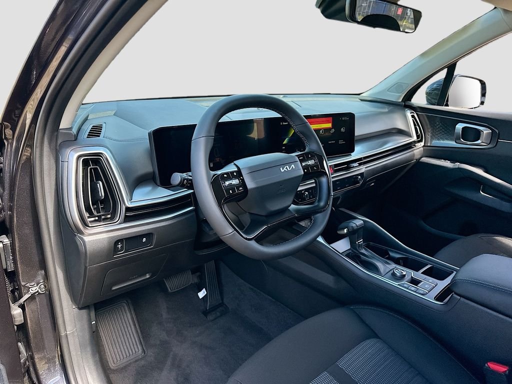 2026 Kia Sorento LX - Photo 9