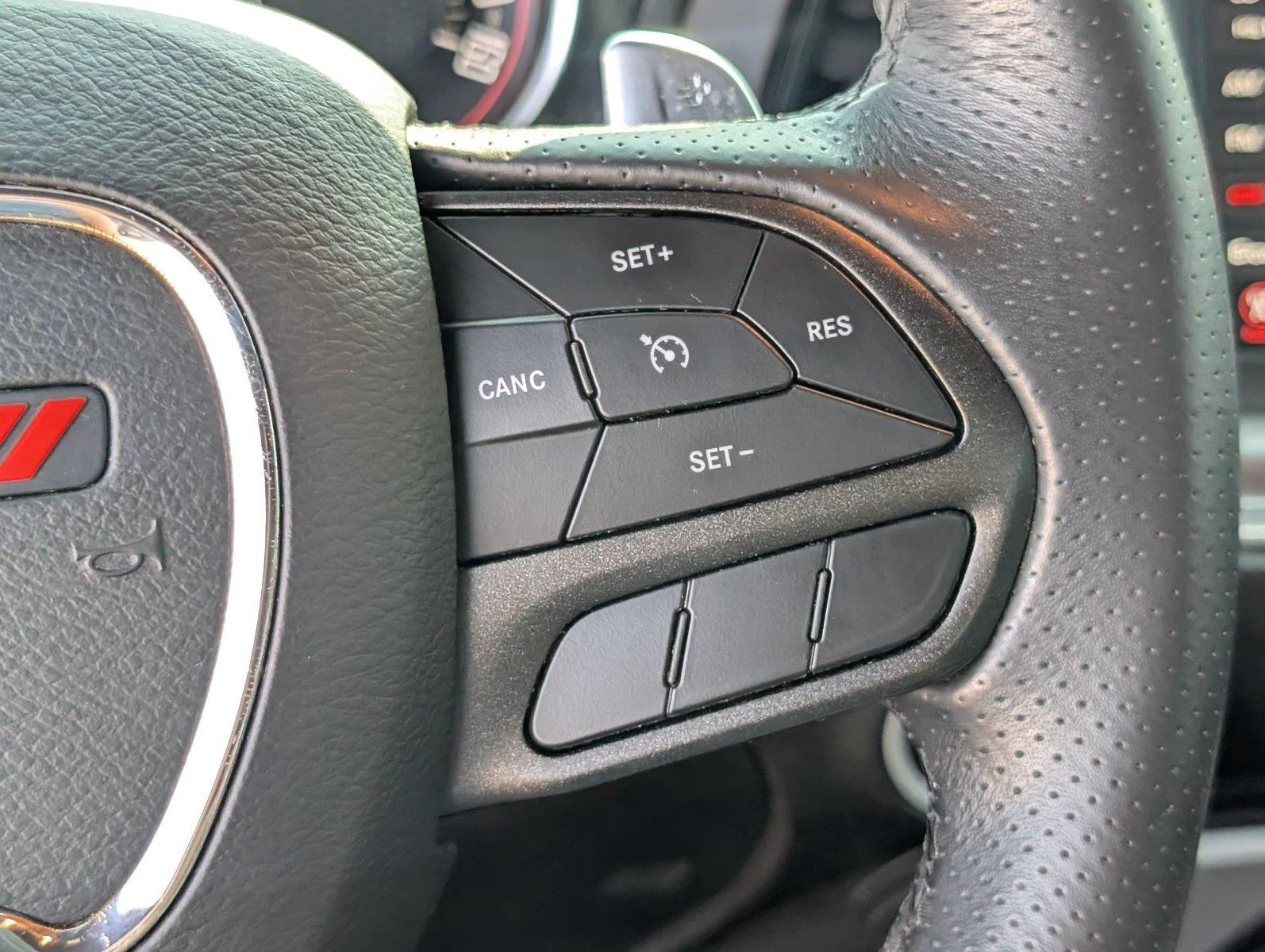 Used 2022 Pitch Black Clearcoat Dodge R/T image 28
