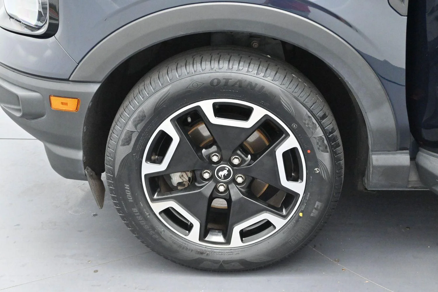 Used 2021 Alto Blue Metallic Tinted Clearcoat Ford Outer Banks image 37
