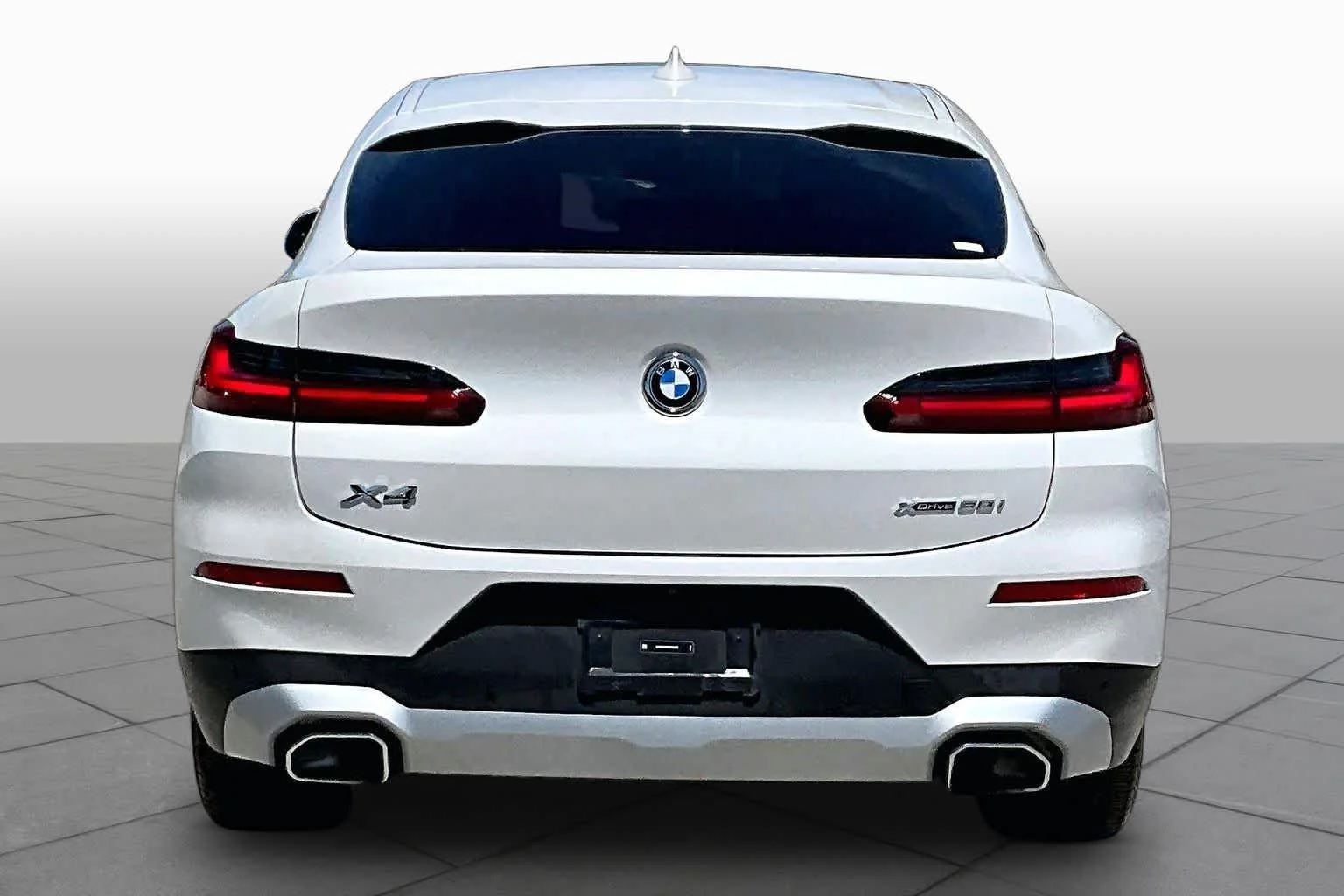 Used 2024 Alpine White BMW xDrive30i image 8