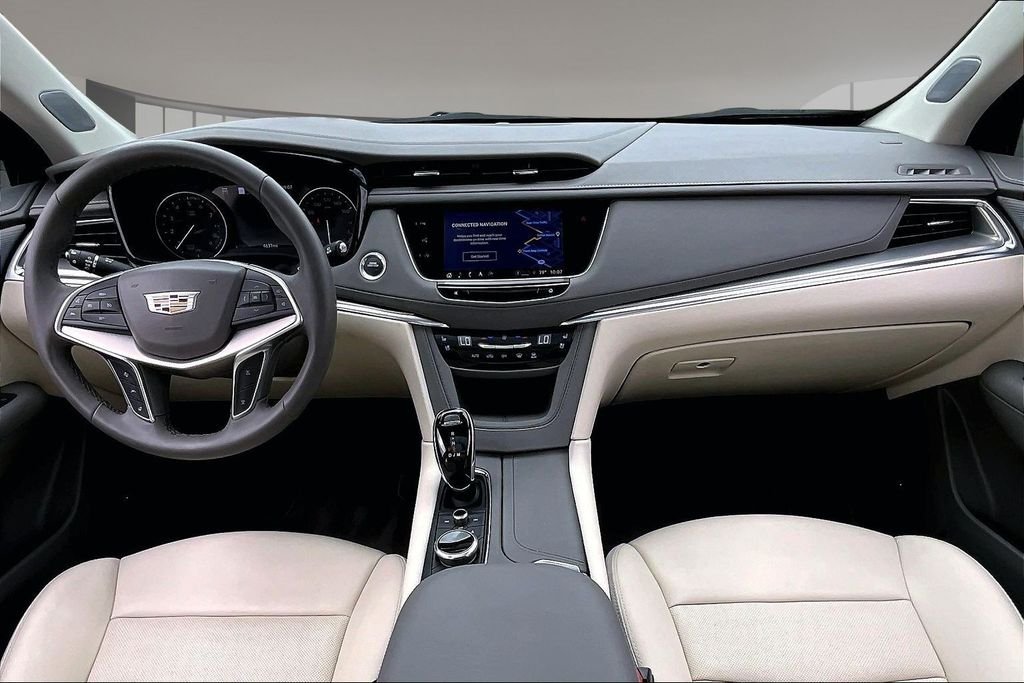 Used 2025 Silver Cadillac Premium Luxury image 15