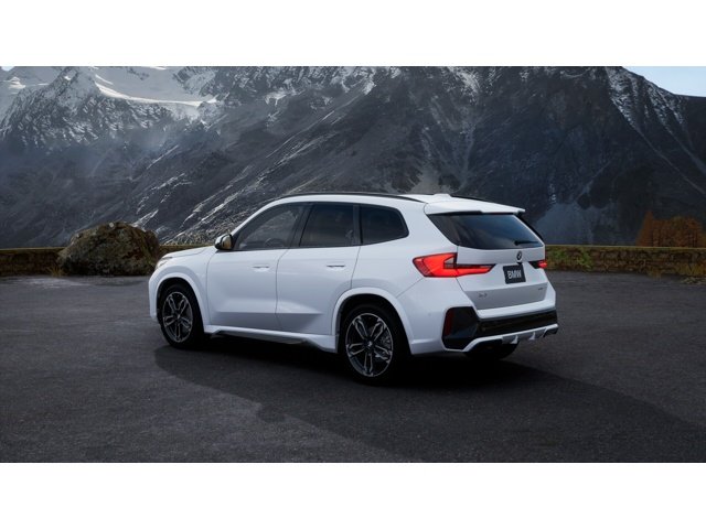 New 2027 Alpine White BMW xDrive28i image 2