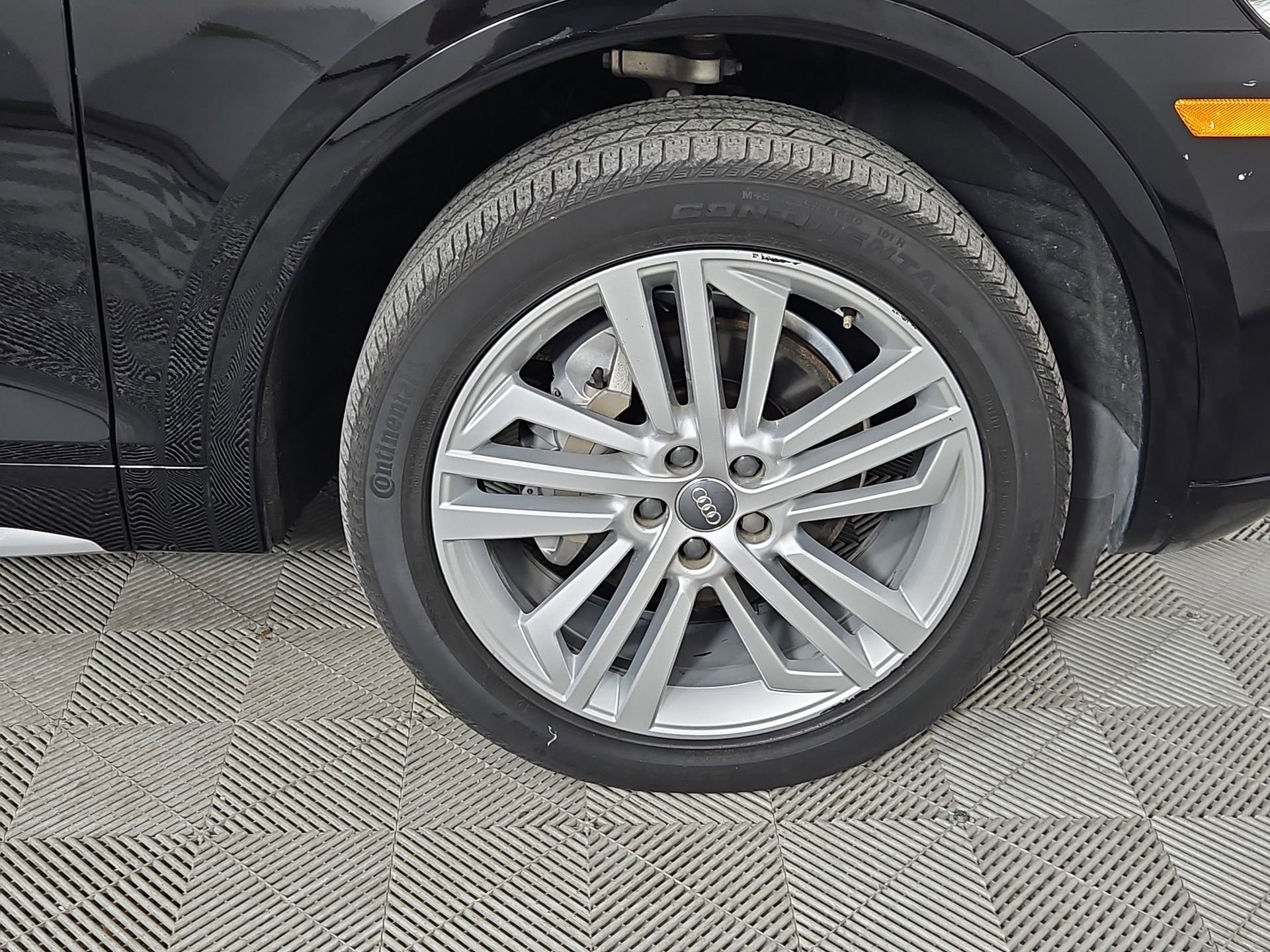 Used 2020 Black Audi 45 Premium Plus image 9