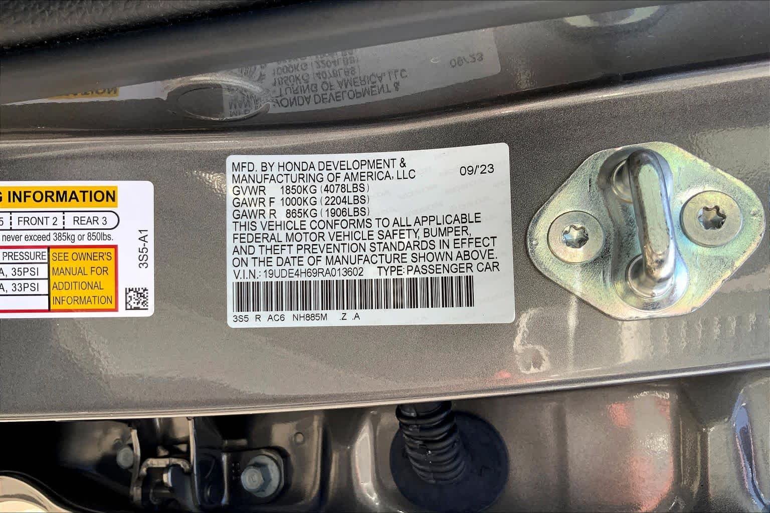 Used 2024 Liquid Carbon Metallic Acura w/A-Spec Technology Package image 36