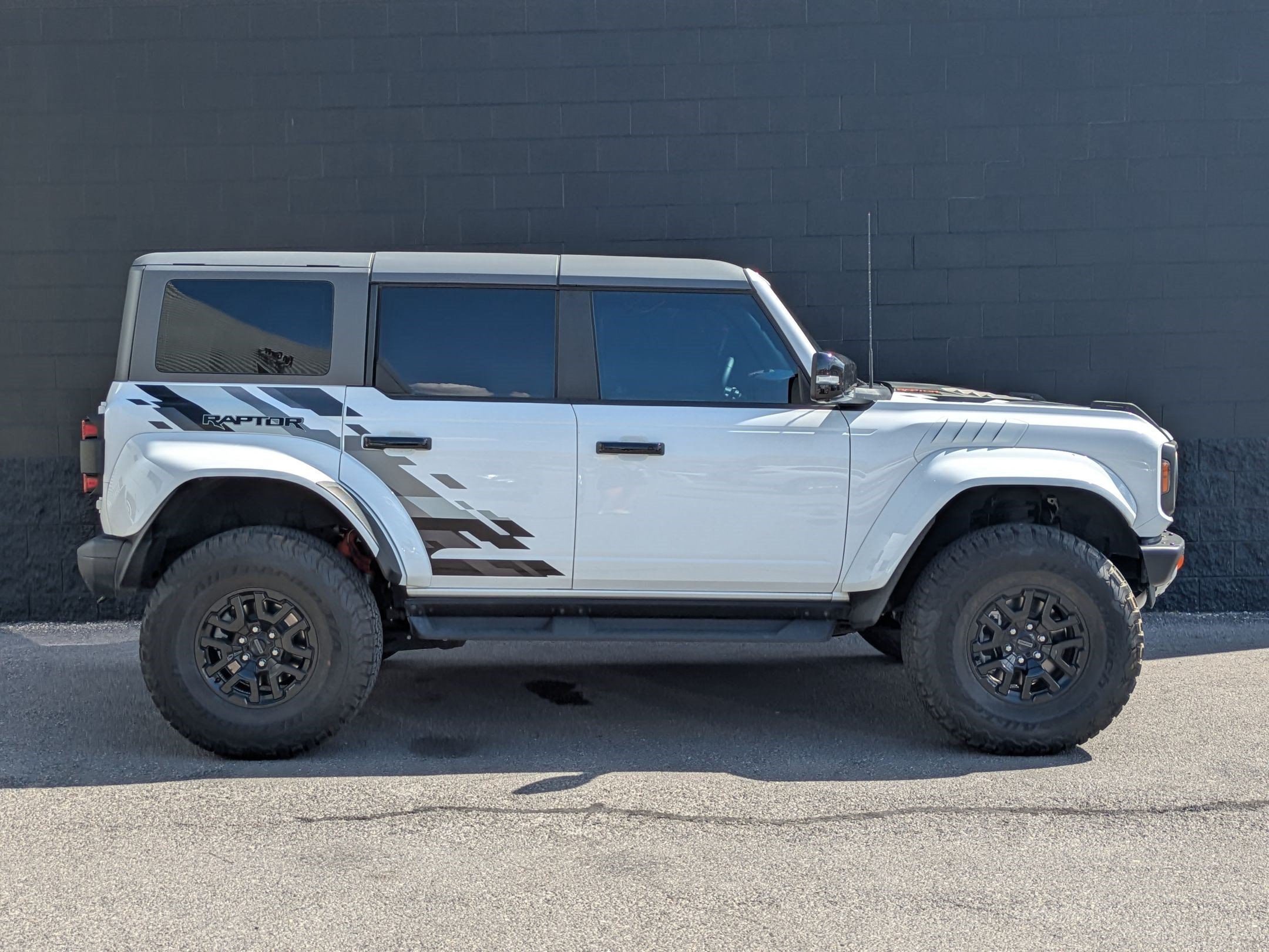 Used 2024 Oxford White Ford Raptor image 4