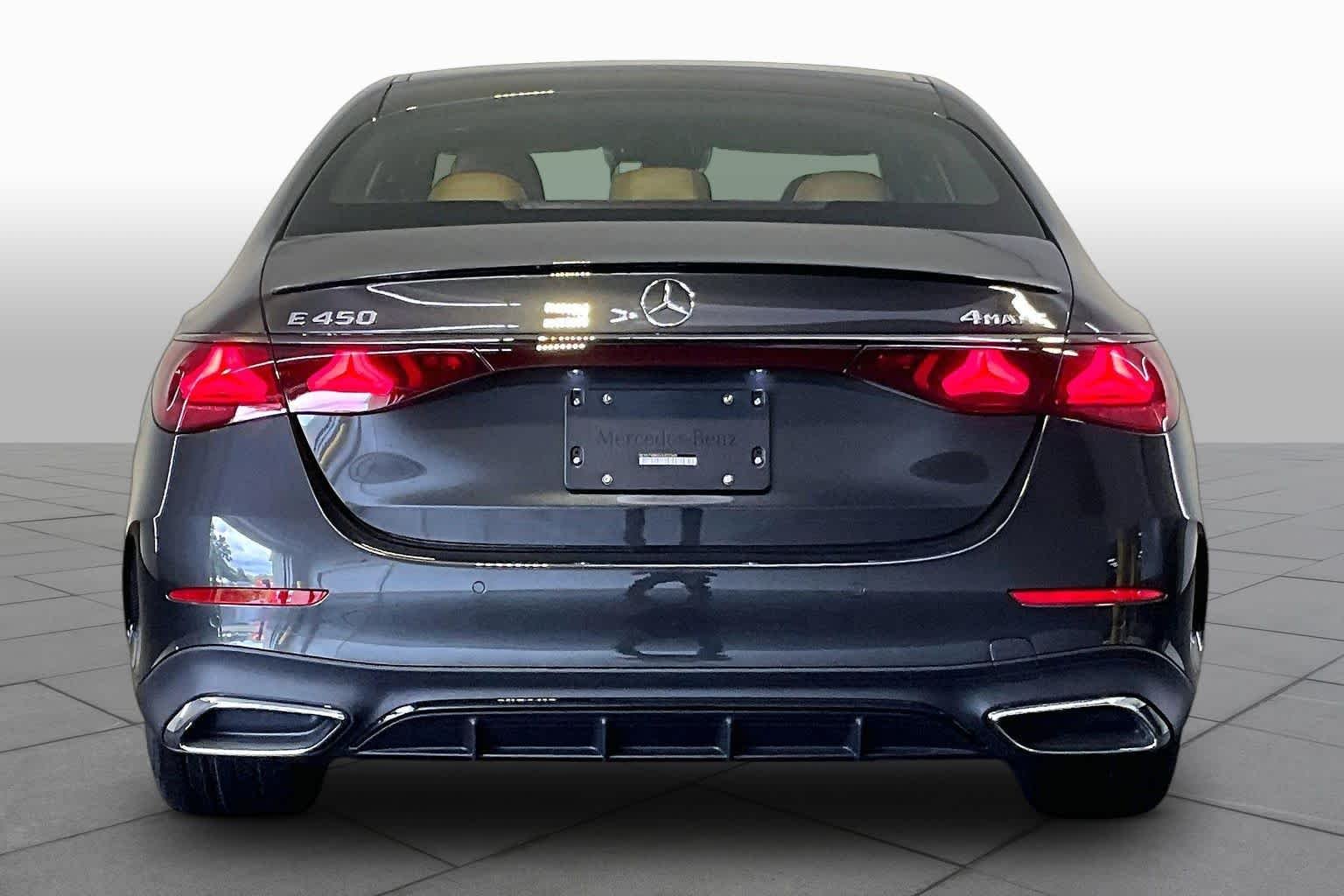 New 2027 Graphite Grey Metallic Mercedes-Benz E 450 image 4