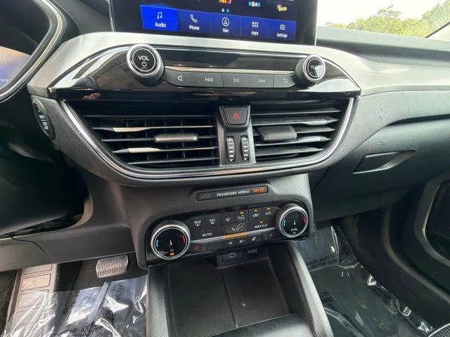 Used 2022 Blue Ford Titanium image 24