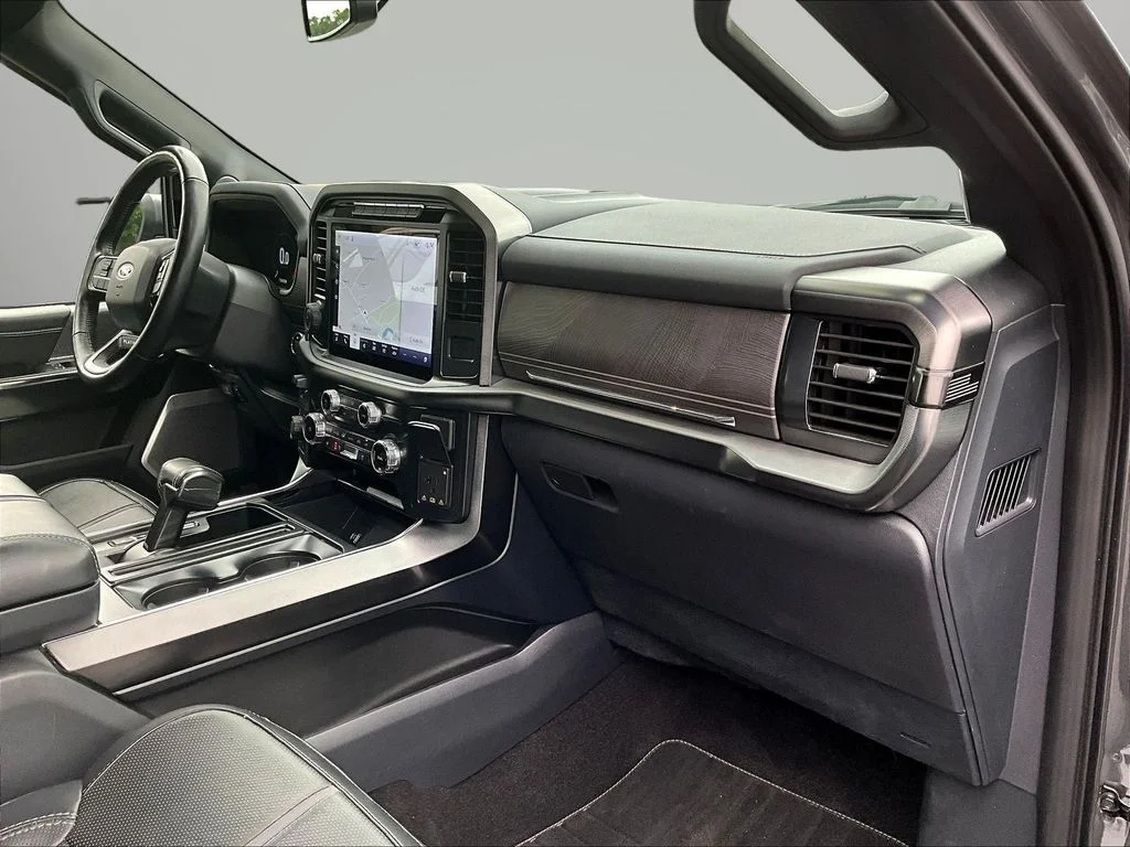 Used 2022 Gray Metallic Ford Platinum image 29