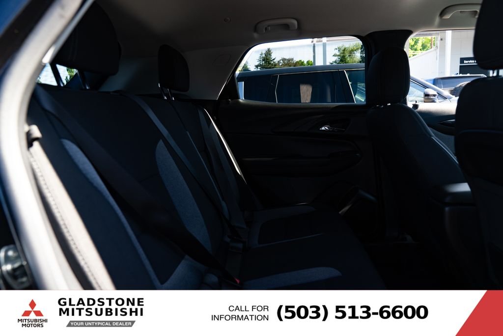 Used 2025 Black Metallic Chevrolet LT image 23