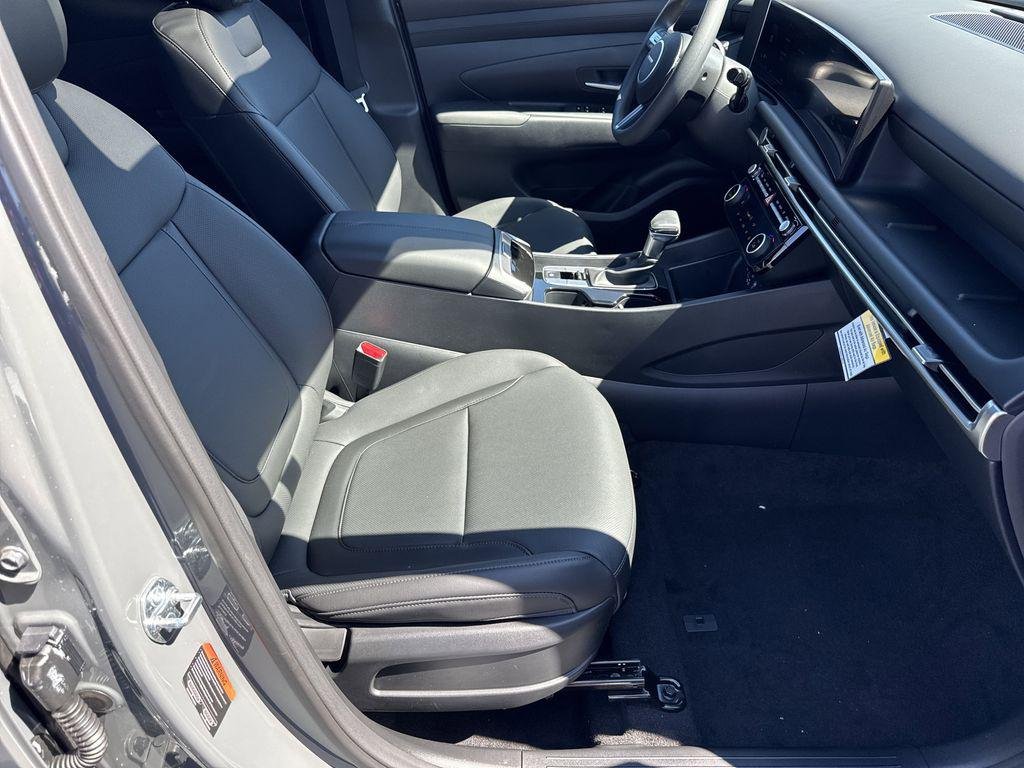 New 2026 Gray Hyundai SEL Activity FWD image 13