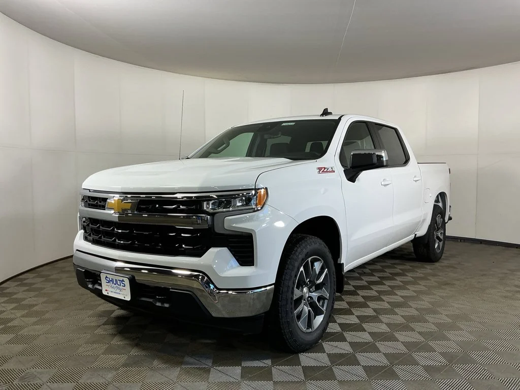 New 2026 White Chevrolet LT image 3
