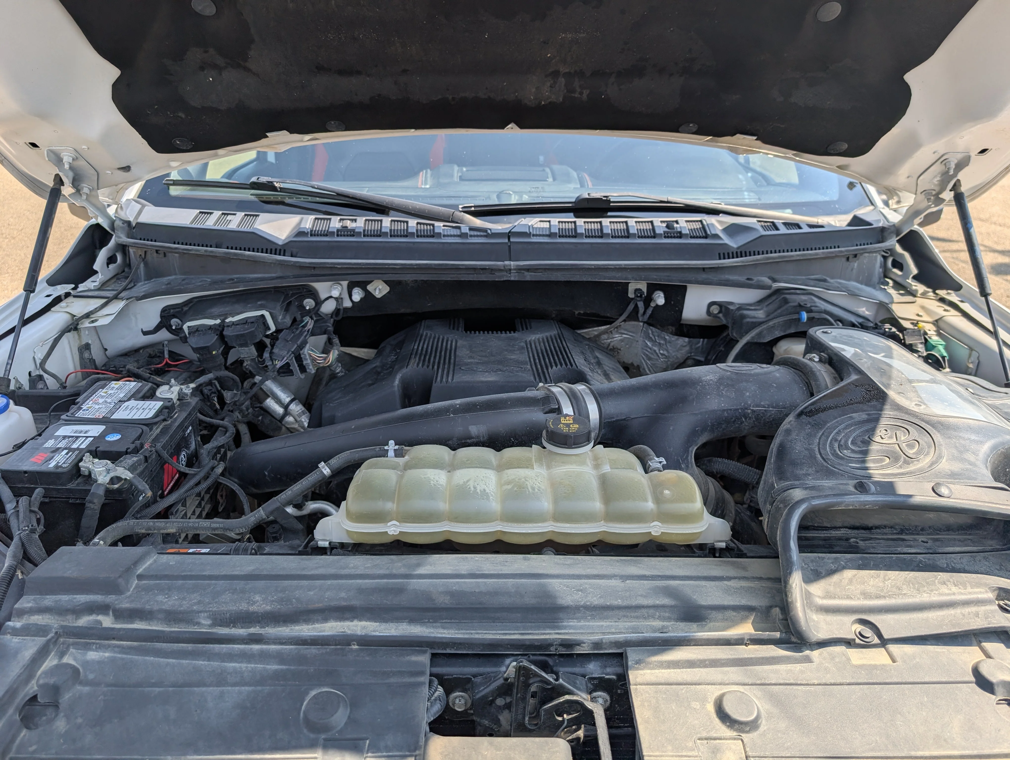 Used 2019 Oxford White Ford XL 4WD SuperCrew 5.5
