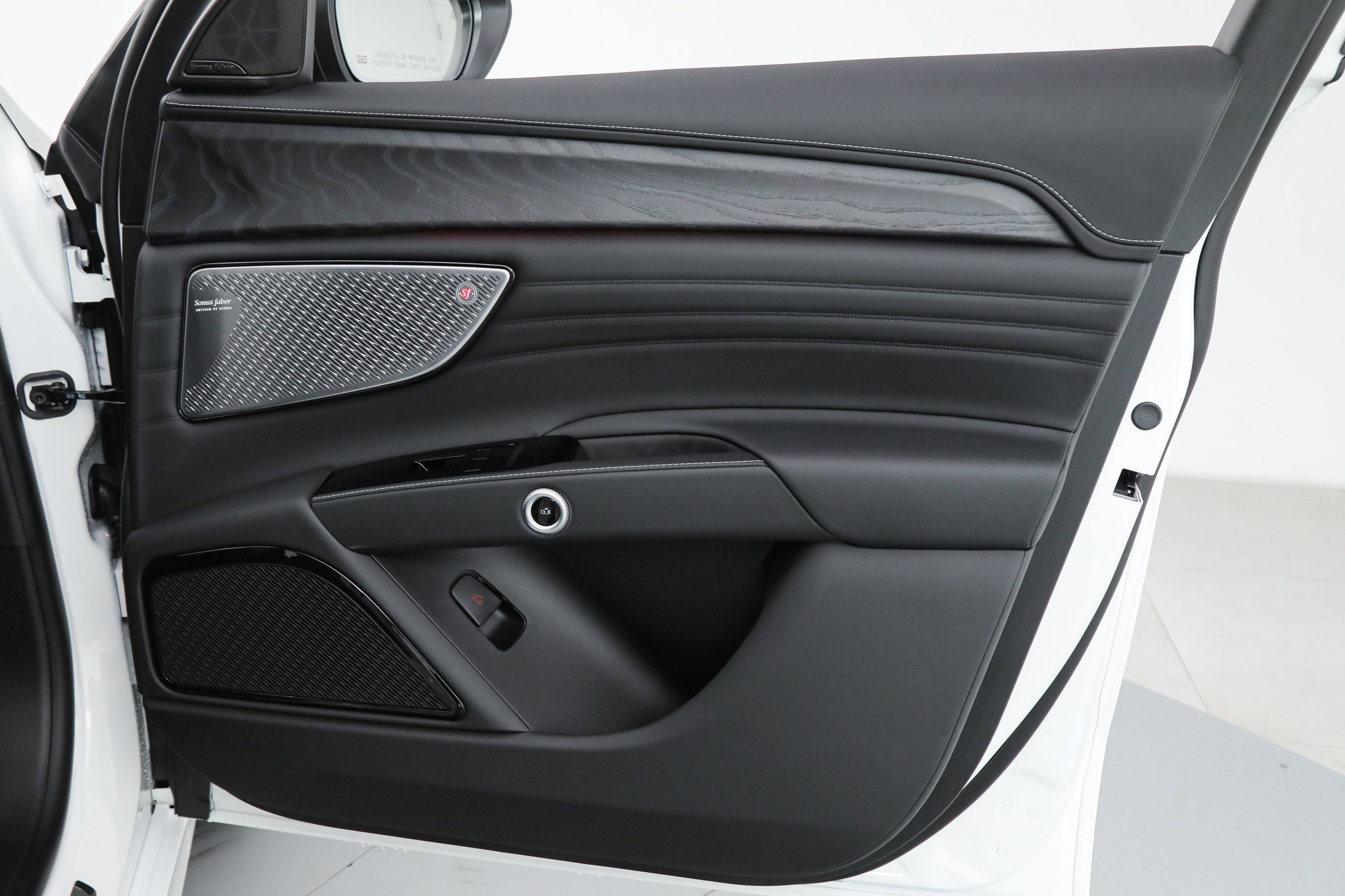 2026 Maserati Grecale Modena V6 - Photo 9