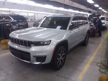2023 Jeep Grand Cherokee L Limited 4x4's photo