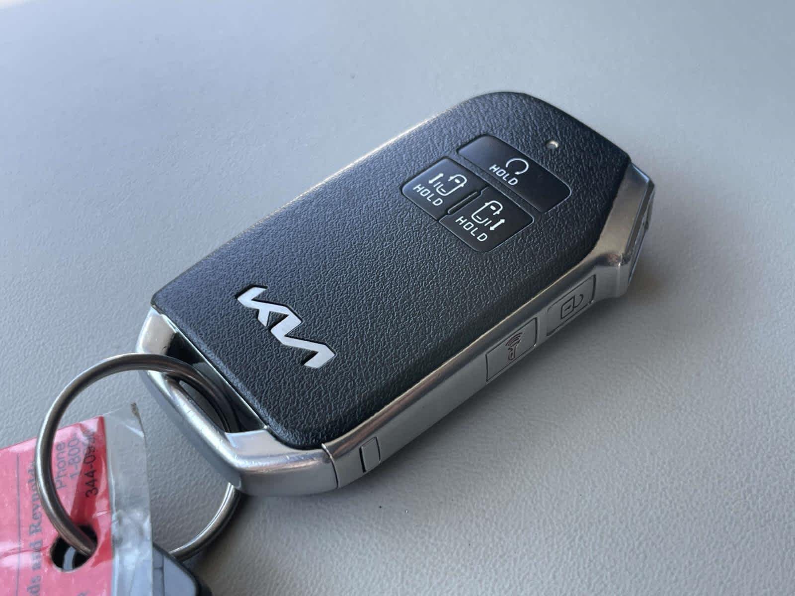 Certified Used 2022 Silky Silver Kia LX image 4